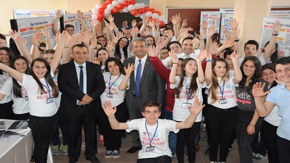 Hüseyin Gürkan Anadolu Lisesi TÜBİTAK Bilim Fuarı Açıldı