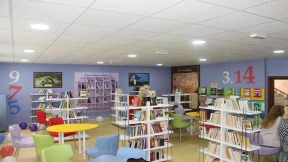 Atatürk Ortaokulu Z-Kütüphanesi İlk Misafirlerini Ağırladı
