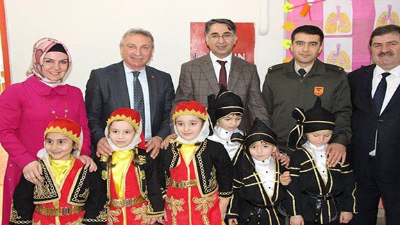 Nuri ÖZALTIN 75.Yıl İlkokulunda Yeşilay Haftası Münasebetiyle Tören Düzenlendi. 