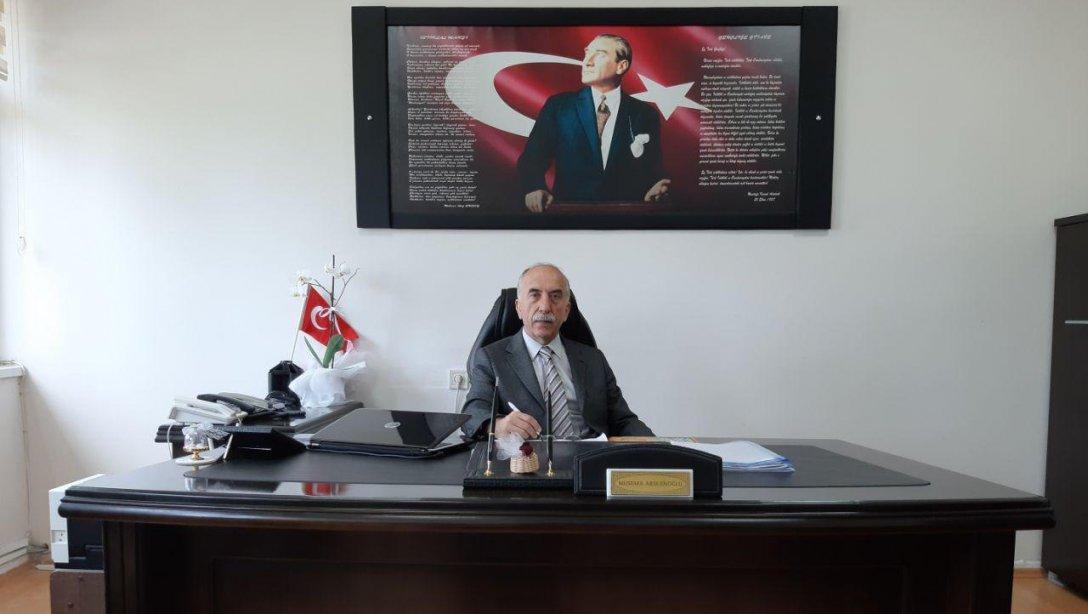 İlçe Milli Eğitim Müdürümüz Mustafa ARSLANOĞLU'nun, 19 Mayıs Atatürk'ü Anma Gençlik ve Spor Bayramı Mesajı.